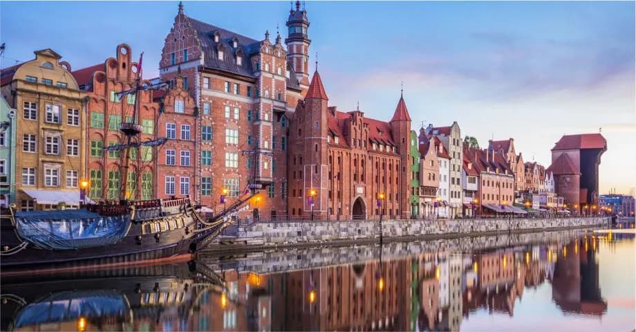 A Guide to Applying for a Canadian Background Check from Poland